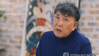 イ・グァンジョ、50周年を記念して "憧れ "をテーマにしたニューアルバムを発表