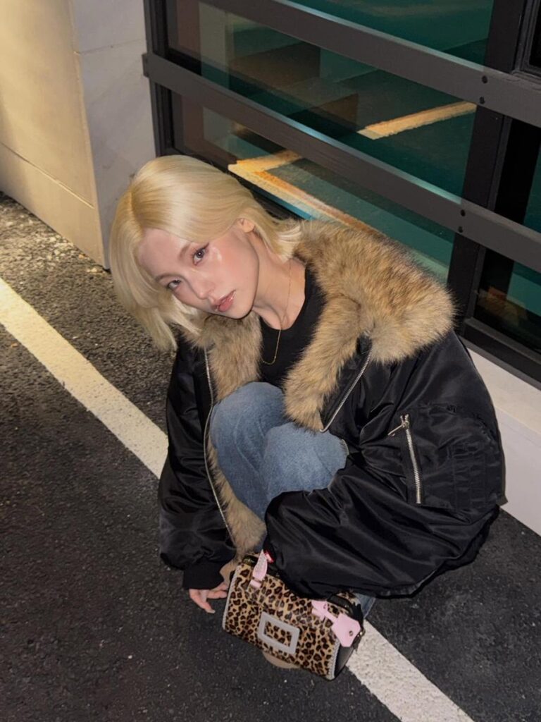 "野性に引きずり込まれるように"...イェジ、冬の夜を圧倒→ヒョウ視線独占