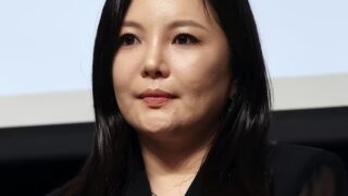 "私生活を無惨に踏みにじられた"...チャガウォン、MCモンとの"不倫説"に法的対応予告