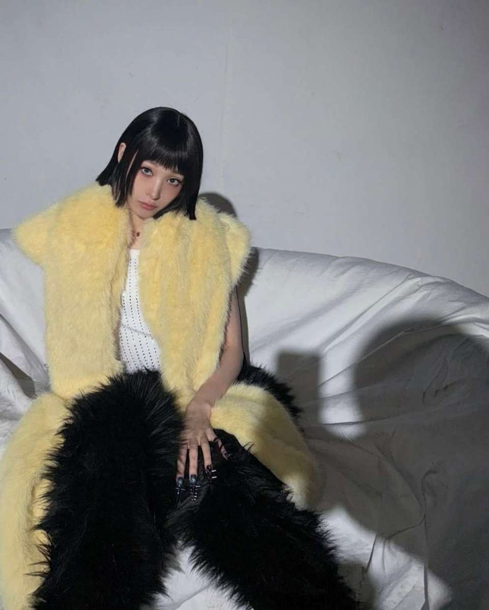 アイドル初の"財閥家"出身...スタイルから異彩を放つ女優ファッション