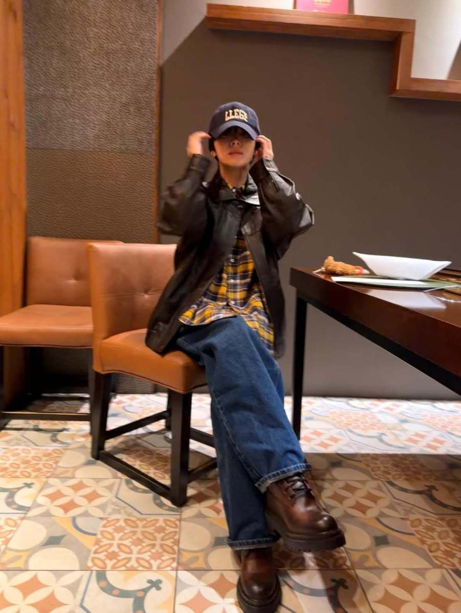 恋人役だったのに相手役と「キスシーン」を拒否したという女優の日常ルック