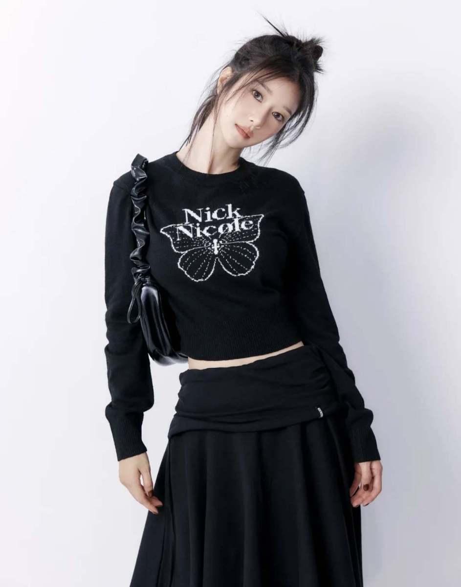 目立つ美貌で'路上キャスティング'、中低音が魅力的な書예지 화보 패션