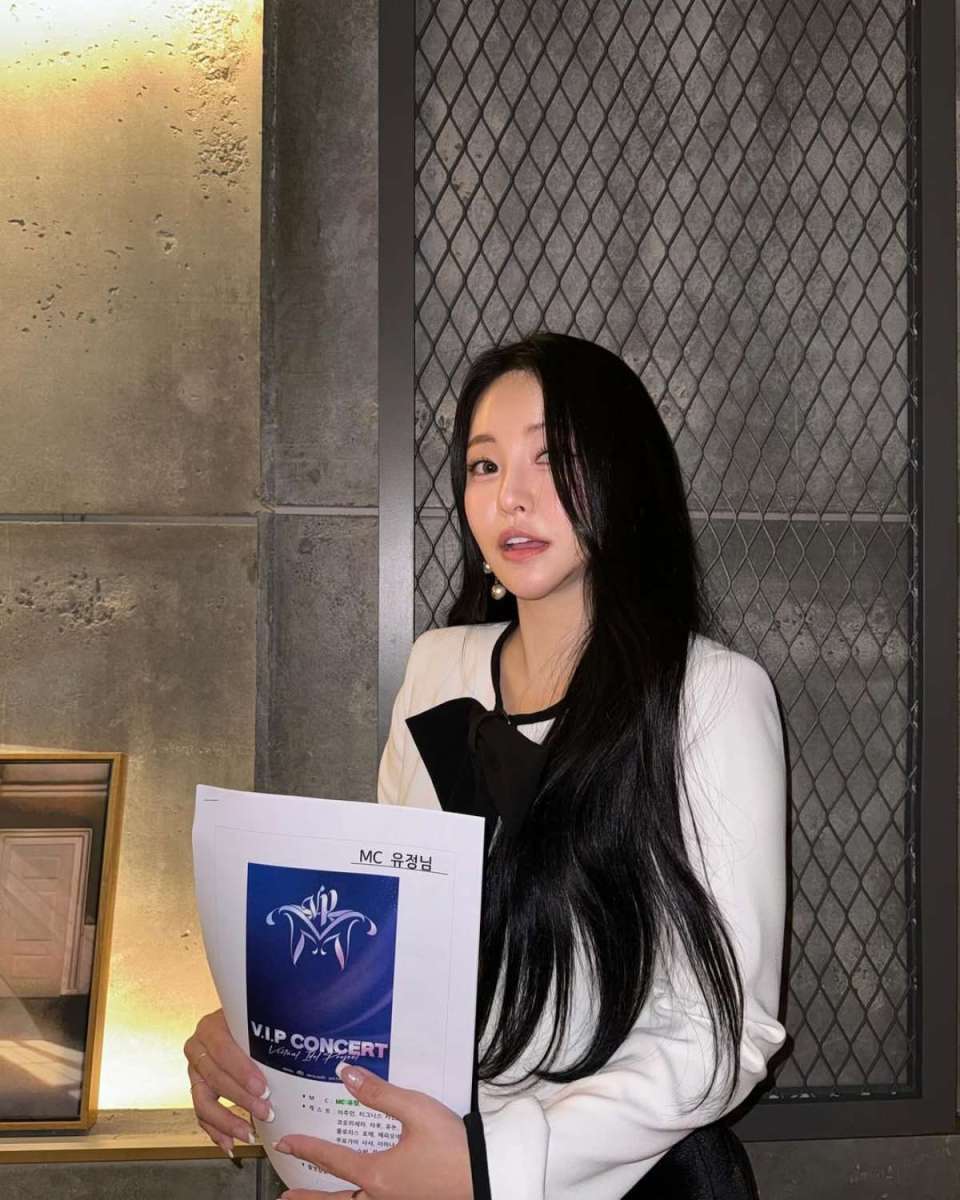 "逆走"神話...舞台映像一つで全国を席巻した女流歌手のファッション