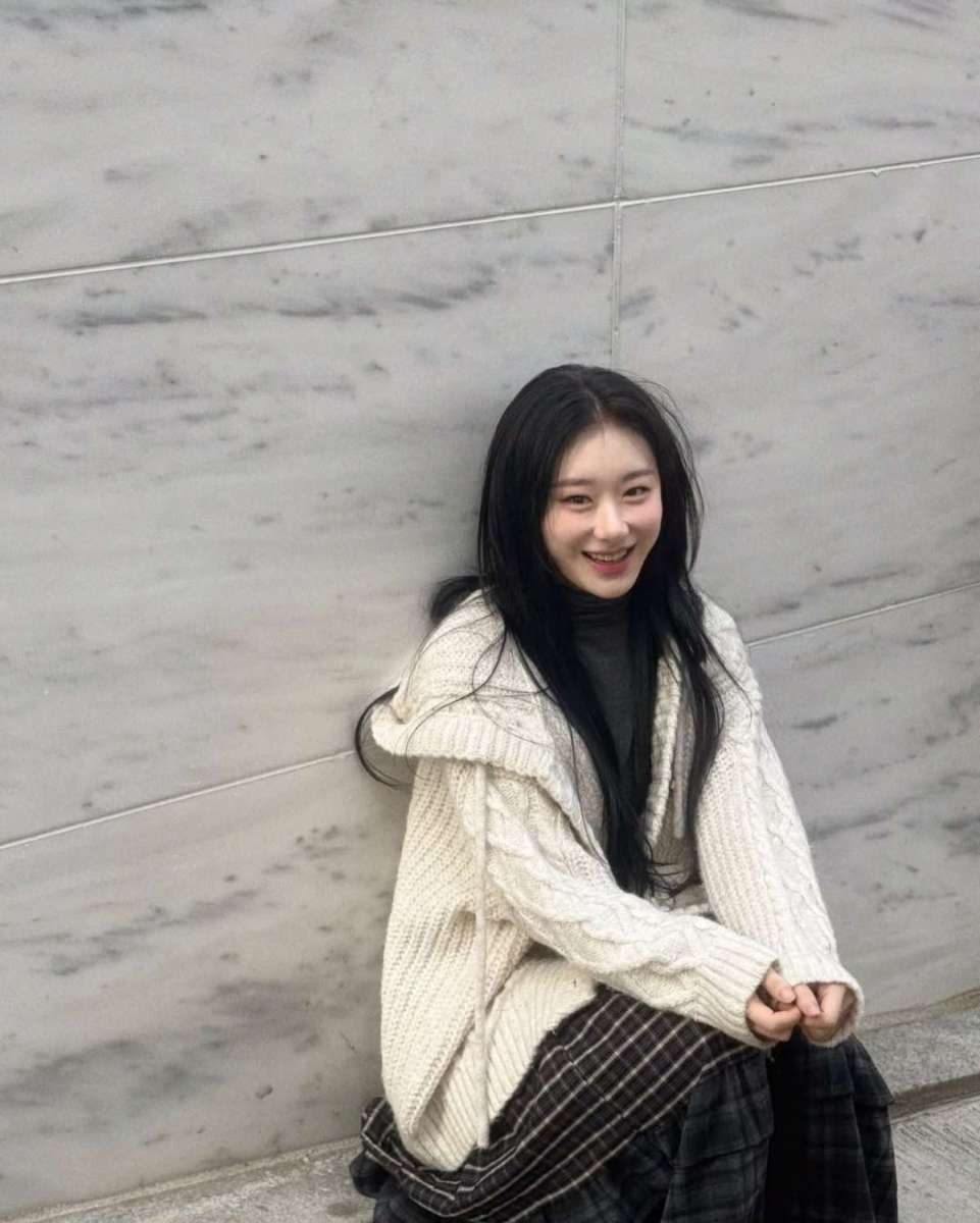 '冬コーデ'が難しすぎるなら...参考になるイ・チェリョンの暖かくてきれいなデイリールック