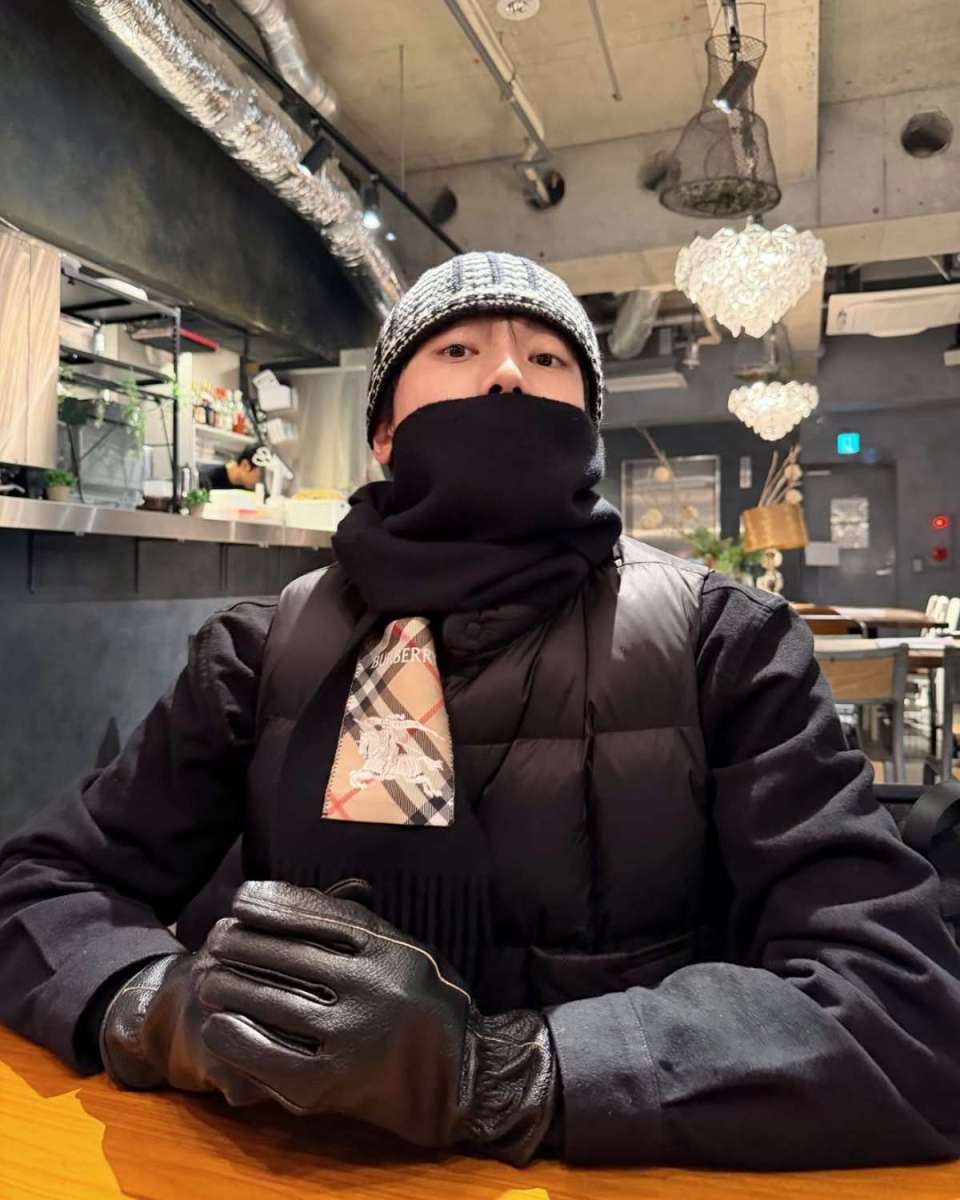 "冬服がこんなにきれい?" クラスが違うモデルジュウジェの冬ファッションルックをご紹介します。