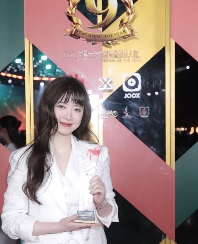 「全盛期が戻ってきた」ク・ヘソン、13kg減量後タイで『アジア芸術家賞』受賞