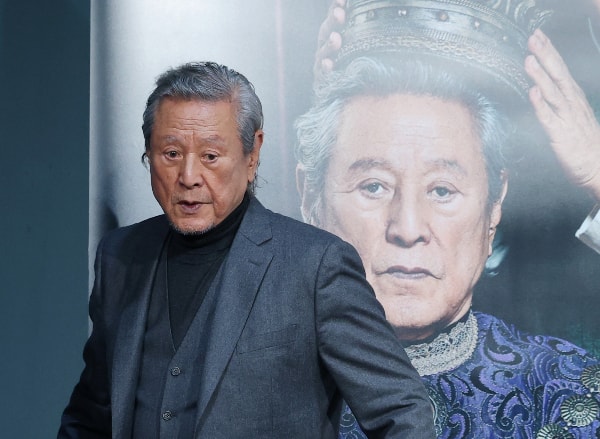 パク・クンヒョン、イ・ソンジェ「最後の言葉」伝えた..."演劇界を任せろ"