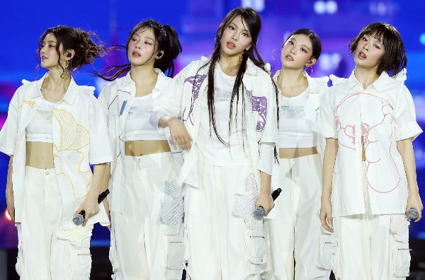 ニュージーンズ完全体終了「不発」...アードア、ダニエルに「契約解除」通知