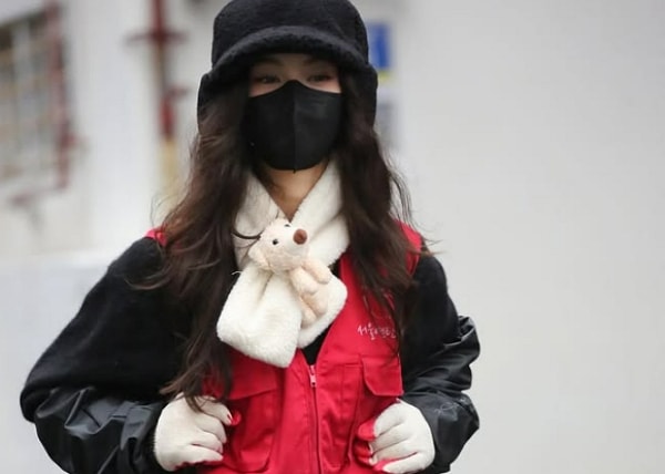 ダニエル、「ニュージーンズ退出」当日の練炭奉仕目撃談..."素直に笑う"