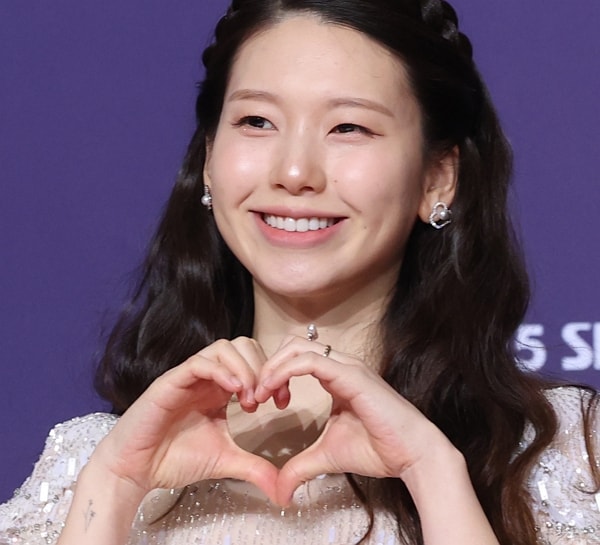 キム・スンギュ♥」キム・ジンギョン、"ゴリ押し女"降ろす..."お腹の中に2歳"妊娠発表