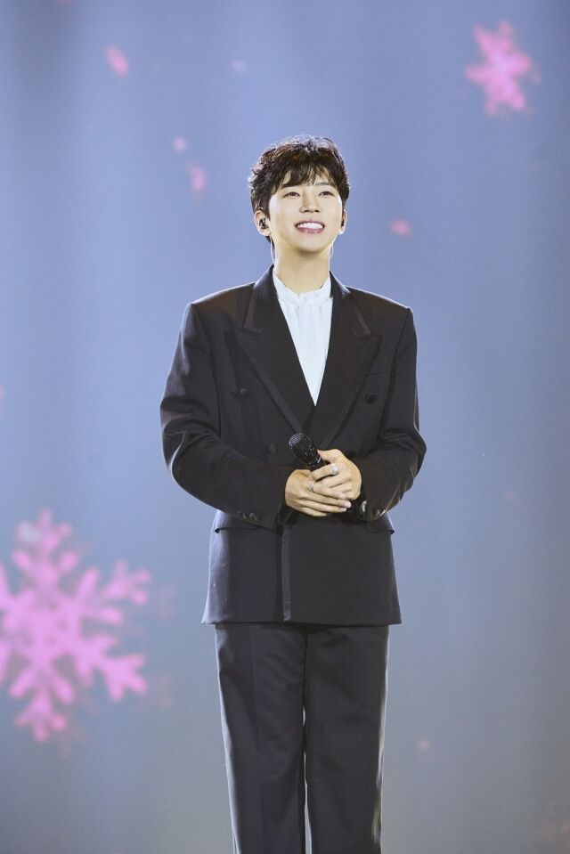 イム・ヨンウン、新年も英雄時代と♥........