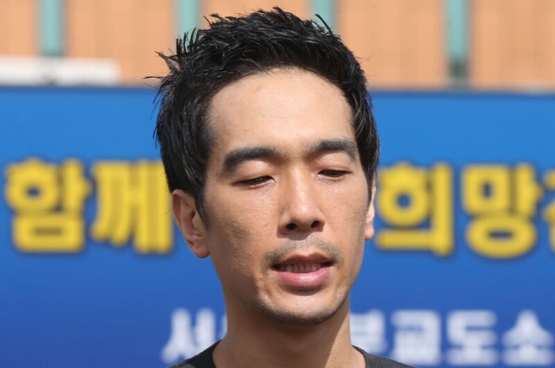 「多くの人が納得できない」…コ・ヨンウク、『SBS芸能大賞』イ・サンミンを批判