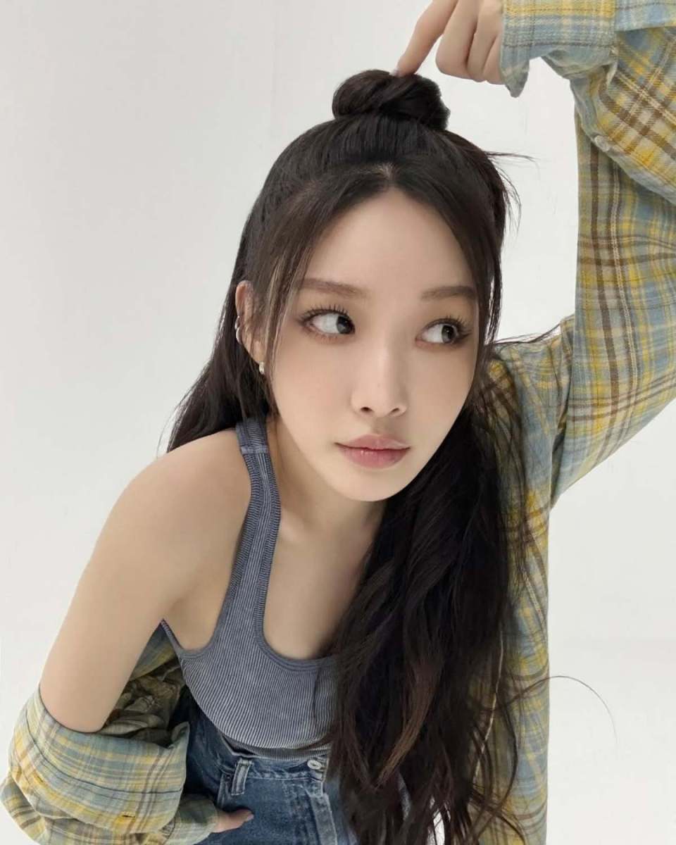 序盤30位から実力一つで4位まで上がり「デビュー」成功した女流歌手ファッション