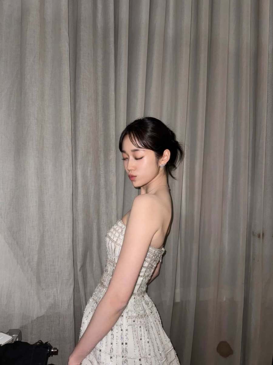 デビュー作から超売れっ子、「無名時代」一切なしで花道を歩んでいる女優バーンのヘアスタイル