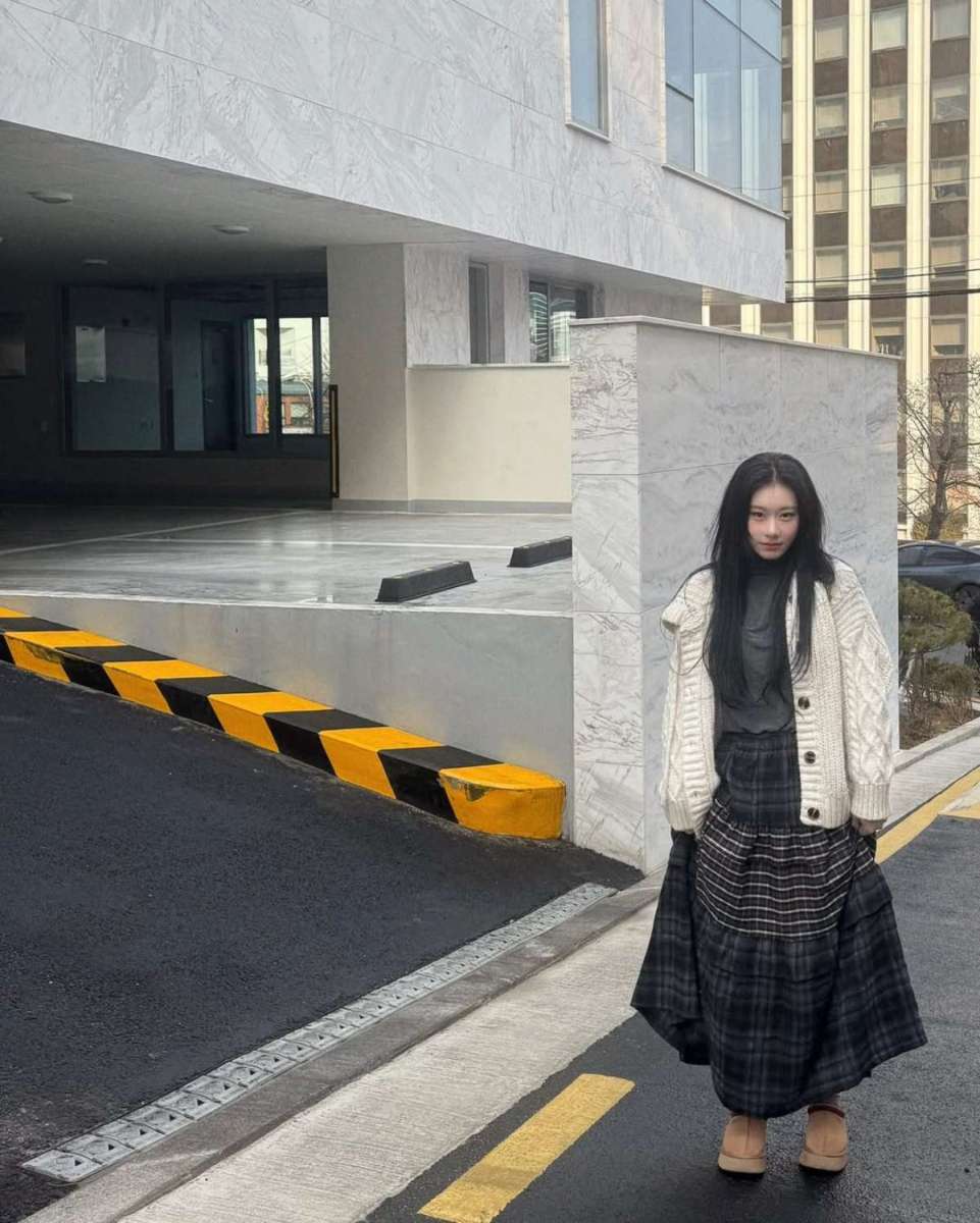 '冬コーデ'が難しすぎるなら...参考になるイ・チェリョンの暖かくてきれいなデイリールック