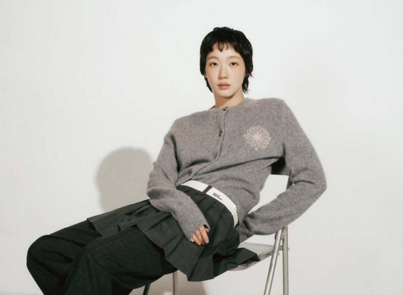 "歴代級の才能"デビューと同時に新人賞を総なめにした女優の 파격ショートカットヘア