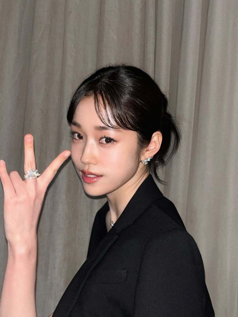 デビュー作から超売れっ子、「無名時代」一切なしで花道を歩んでいる女優バーンのヘアスタイル