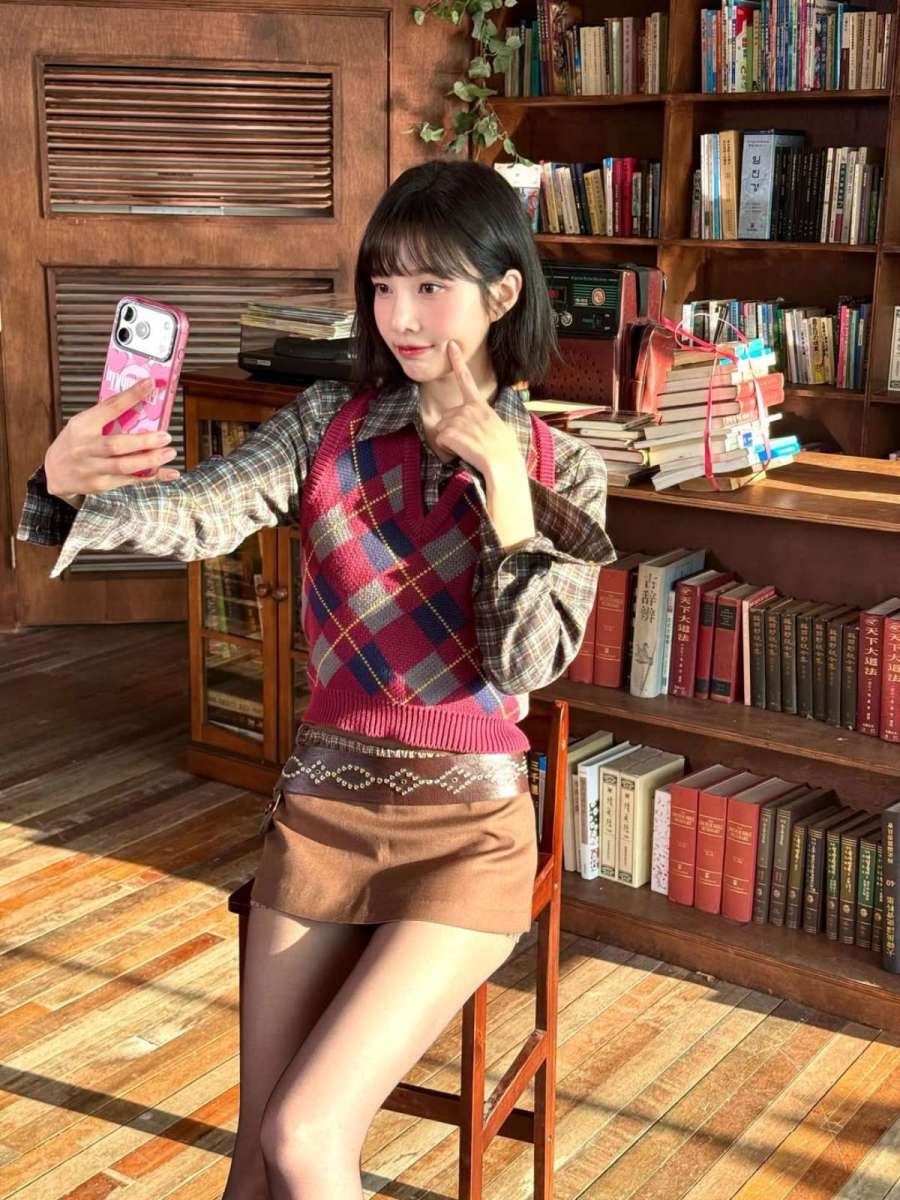 "長い生え際はどこへ行ったの？"髪をバッサリ切って変身したジョーイ・ショートヘアー