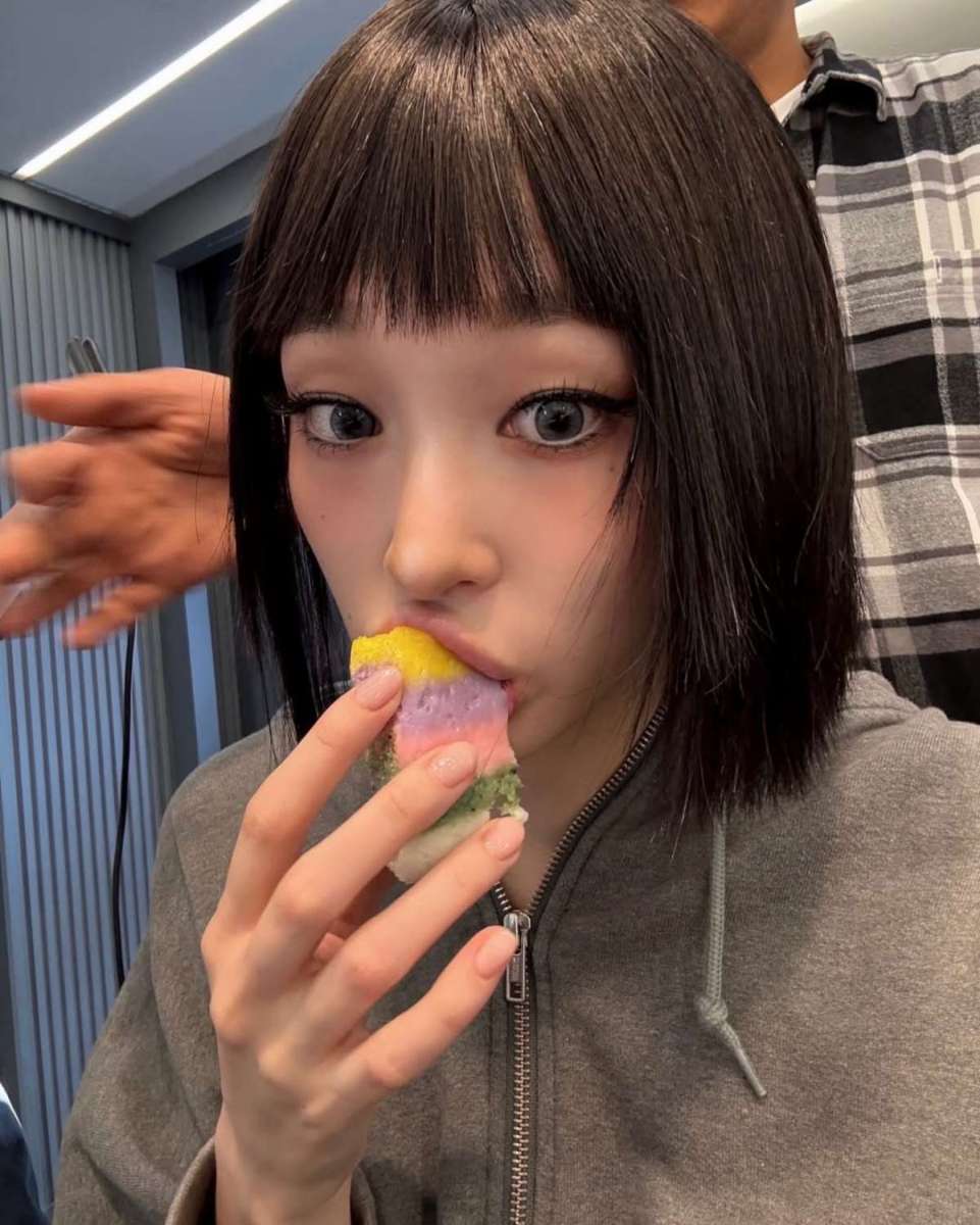 アイドル初の"財閥家"出身...スタイルから異彩を放つ女優ファッション