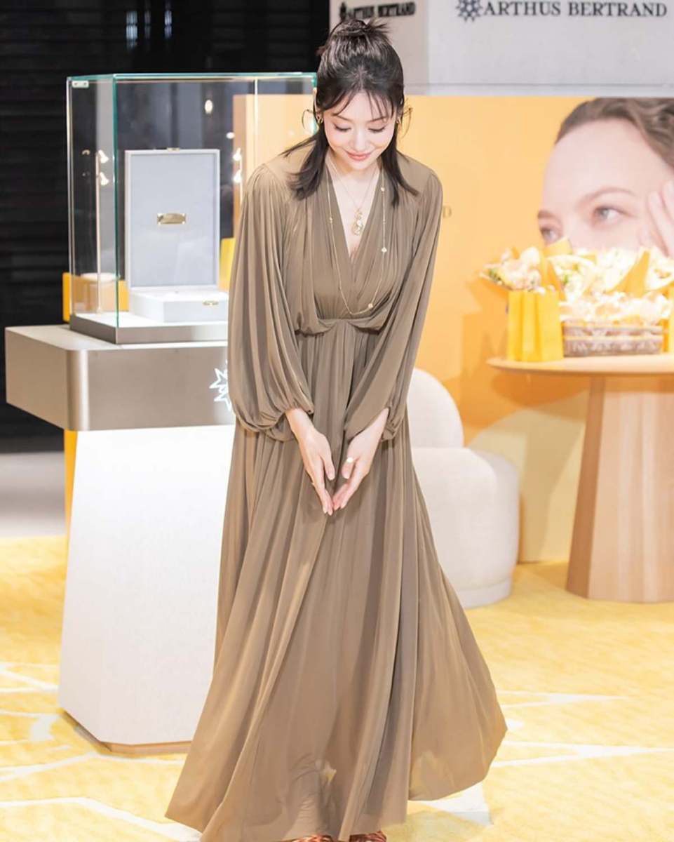 ドラマとイメージが違いすぎて同じ人とは思えない女優の「半束髪」。