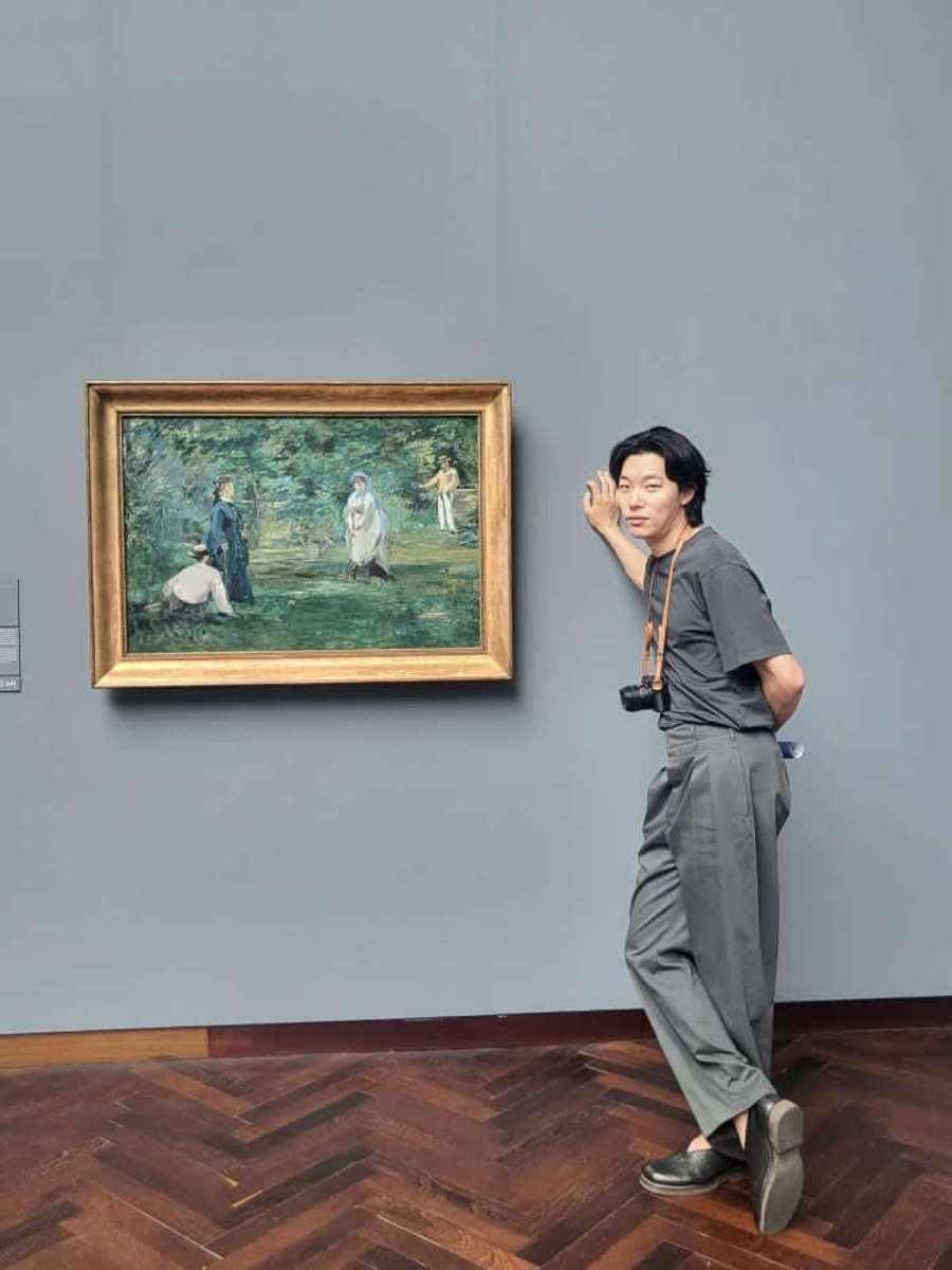 "やったことないバイトはない"送迎から結婚式の司会までやったことがあるトップ男優のナチュラルヘアスタイル