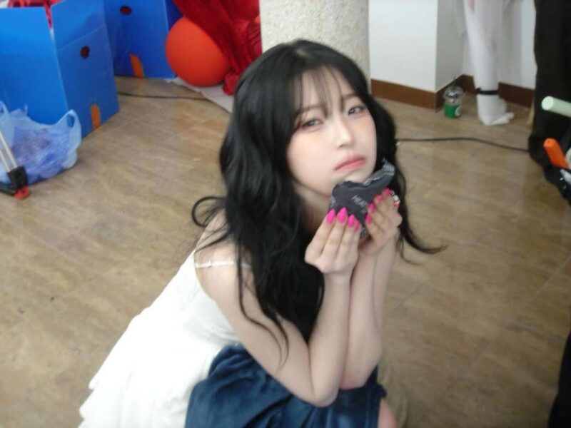 '万人の理想形'、ビジュアルワントップレイヤーウェーブヘアスタイル