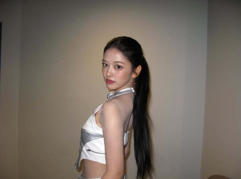 "学閥"は夢のまた夢...学生時代の美談ばかりのトップ歌手ポニーテールヘア