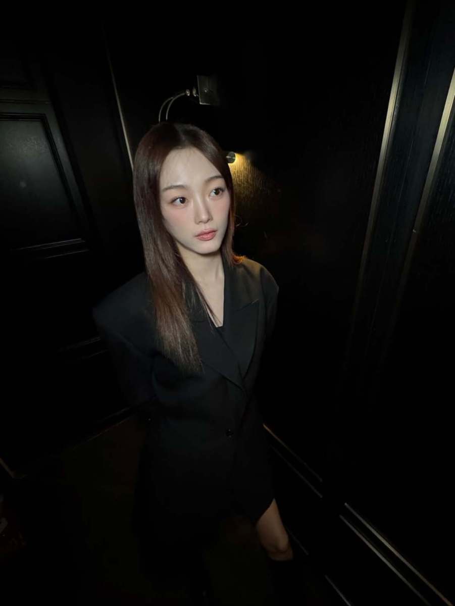 配達のアルバイトでお小遣い稼ぎ...'オゲム'が生んだトップスター女優のファッション