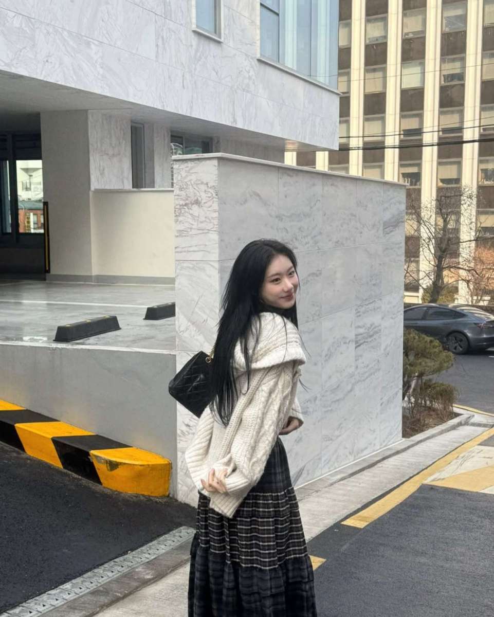 '冬コーデ'が難しすぎるなら...参考になるイ・チェリョンの暖かくてきれいなデイリールック