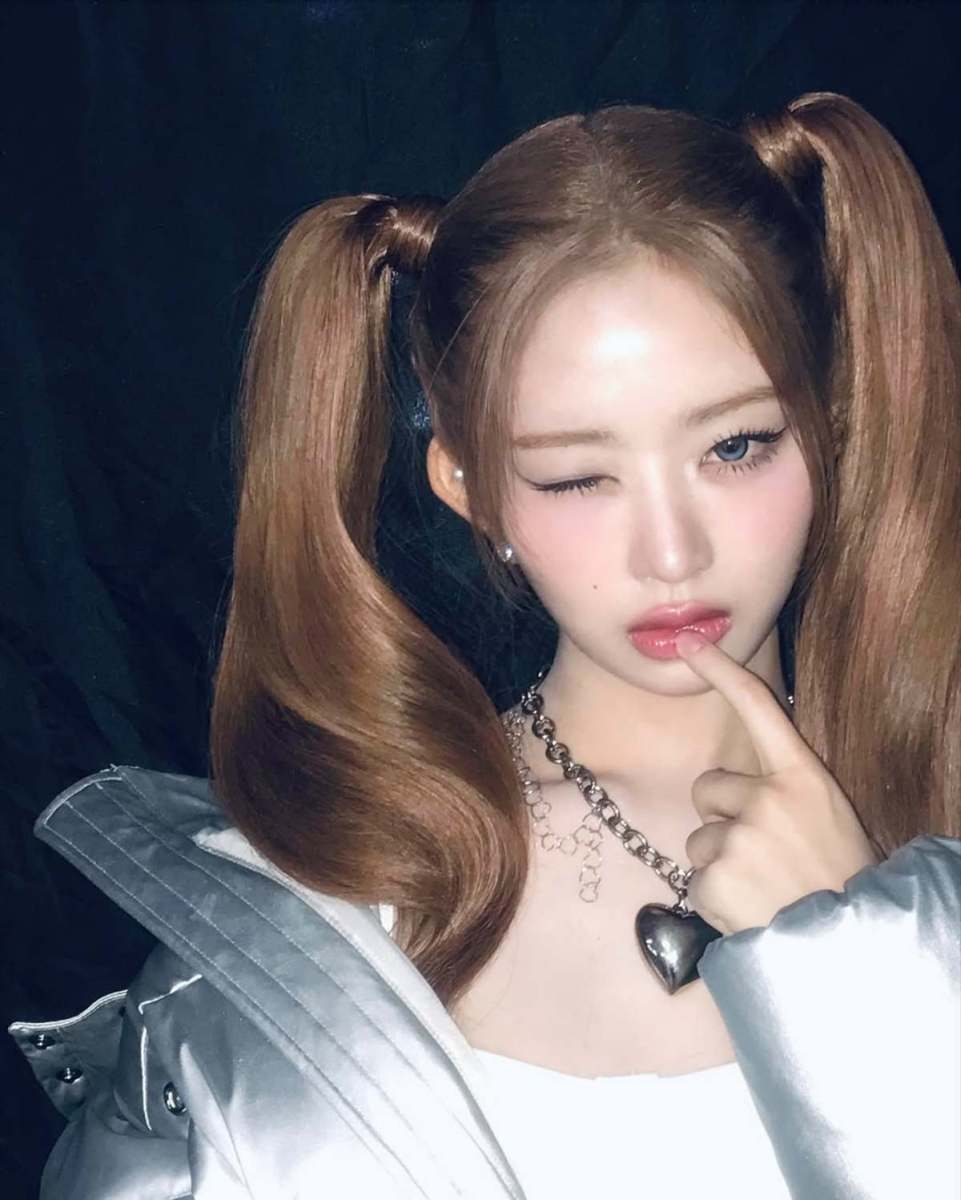 "やっぱりダメ男になる"準備もろくにせずにオーディションを受けたのにデビューに成功した歌手「両갈래髪」。