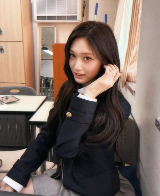 IVE イソ、翰林芸高卒業…「成熟した姿をお見せします」