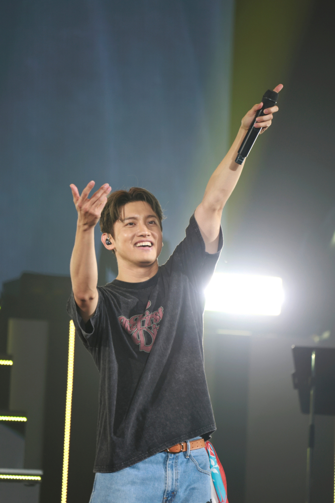 東方神起チェ・チャンミン、初のソロ日本ツアーを成功させる