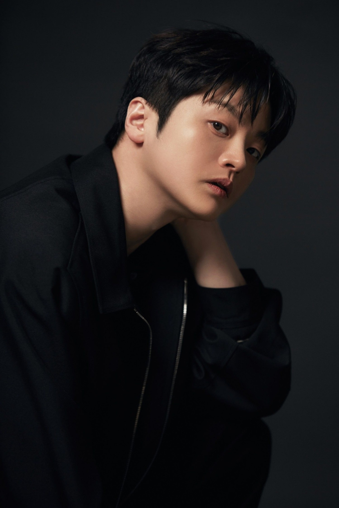 黄ガラム、クリスマスにも「ホタル」。