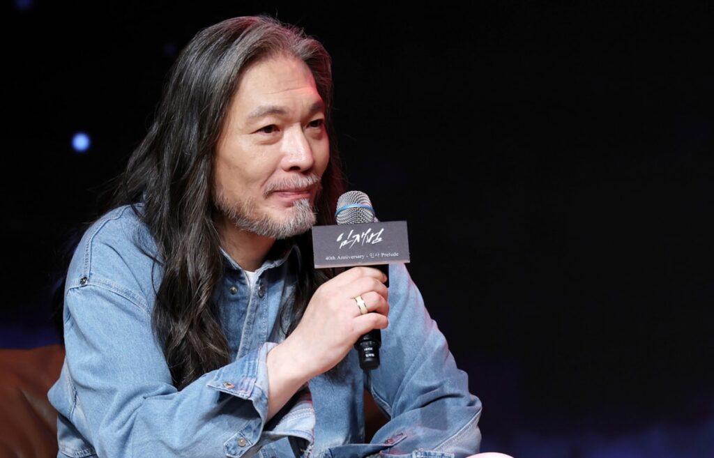 歌手イム・ジェボム、突然の引退宣言…「40周年記念公演が最後の舞台」