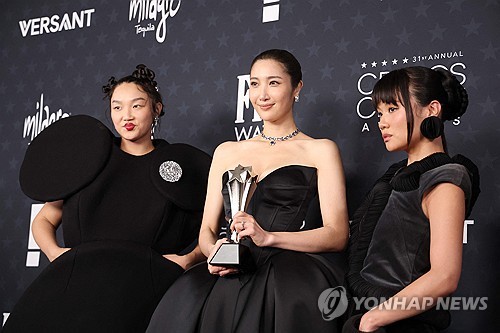 (トップ記事)『KPop Demon Hunters』が批評家チョイス賞で最優秀アニメーション作品賞と最優秀楽曲賞を受賞