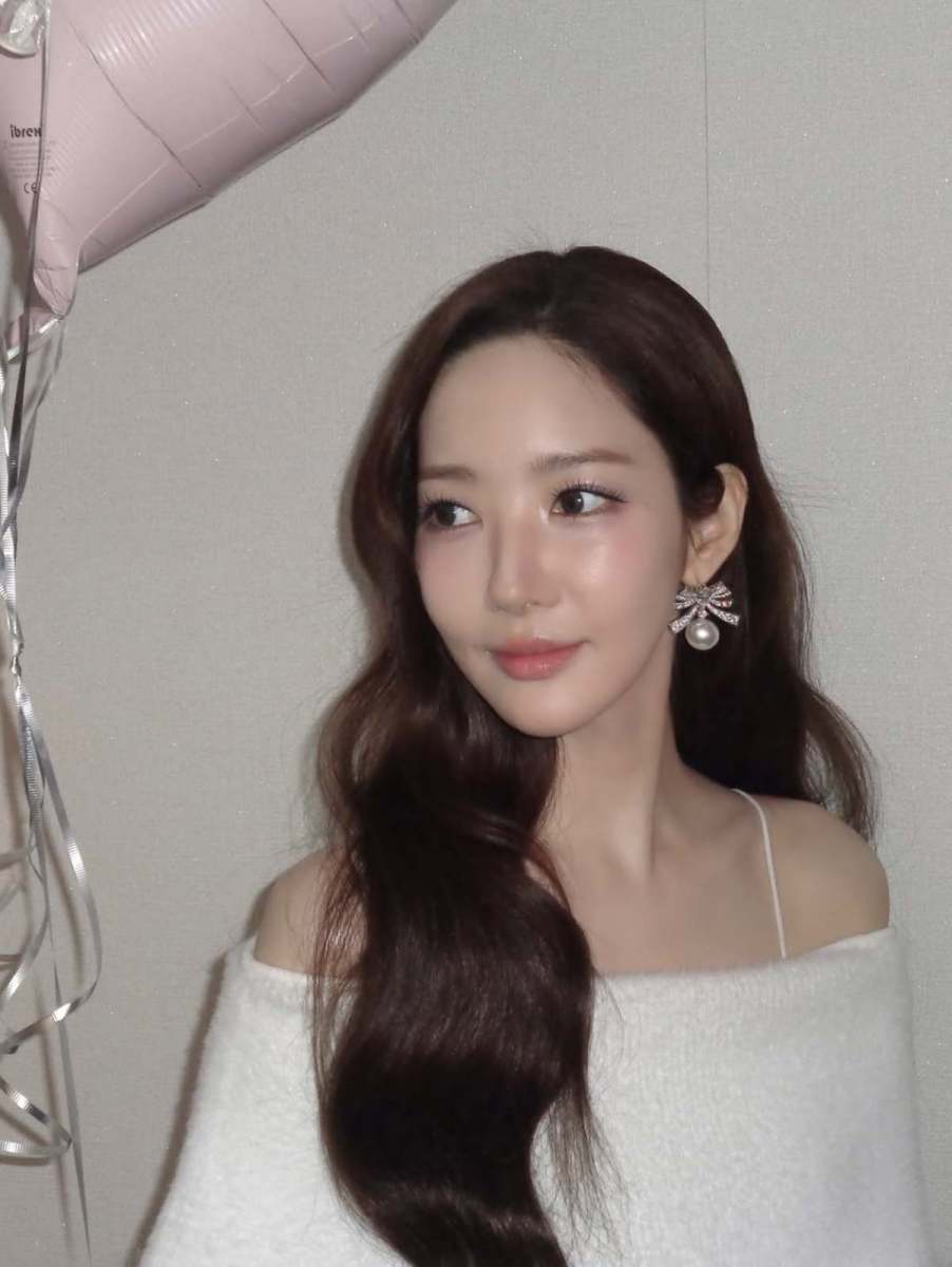 「これって可能？」…164cmで「37kg」まで大幅減量したという女優のファッション