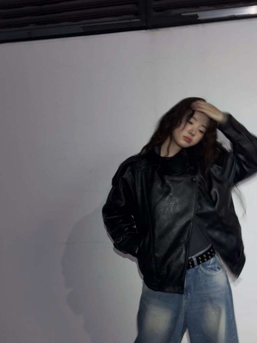 適当にやっただけなのにすごく可愛いシンシアウェーブのロングストレートヘア