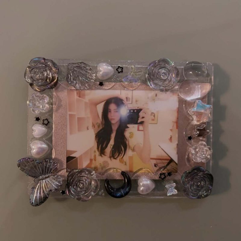 美貌が狂ってる…「Z世代を代表するビジュアル」ワンストップと呼ばれる女優のナチュラルヘアスタイル