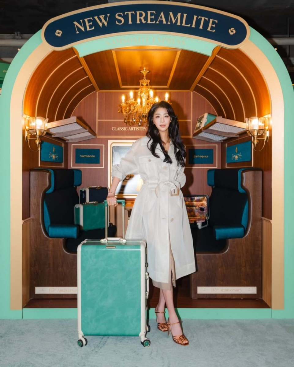 「これってあり？」…172cmの長身で30年間52kgを維持しているという女優のファッション