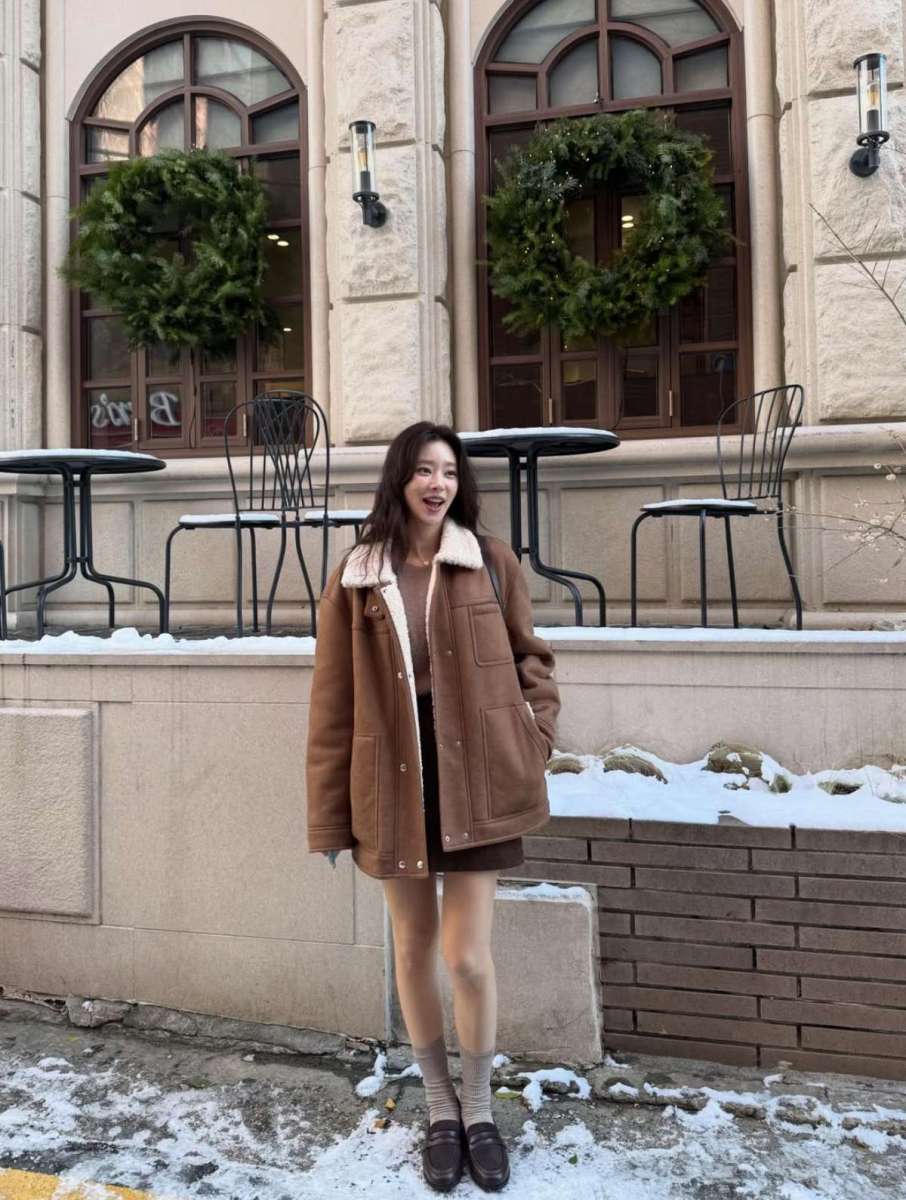 ガールズグループデビューが流れてアルバイトで「10年」耐え抜いた末にトップスターになった女優の冬の日常ルック