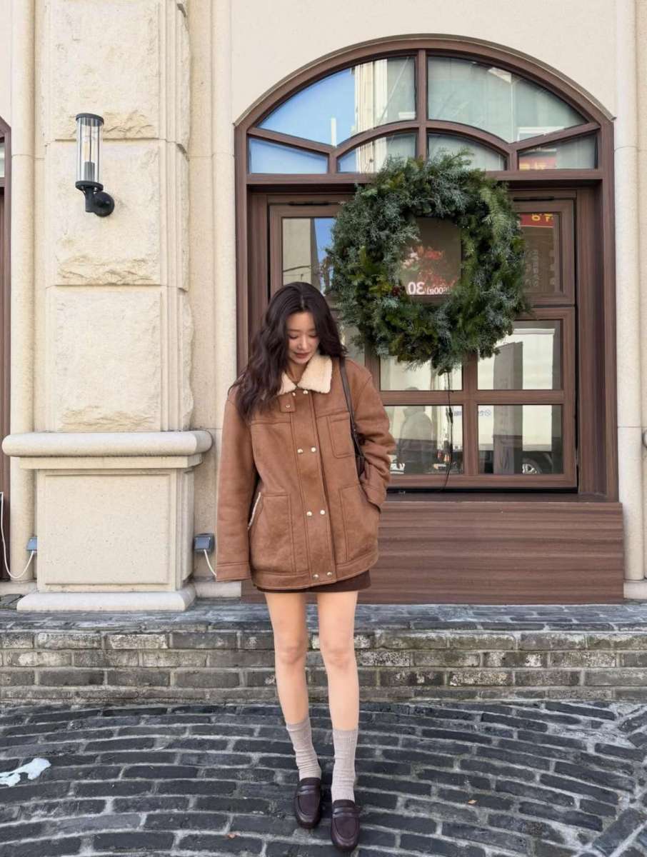 ガールズグループデビューが流れてアルバイトで「10年」耐え抜いた末にトップスターになった女優の冬の日常ルック