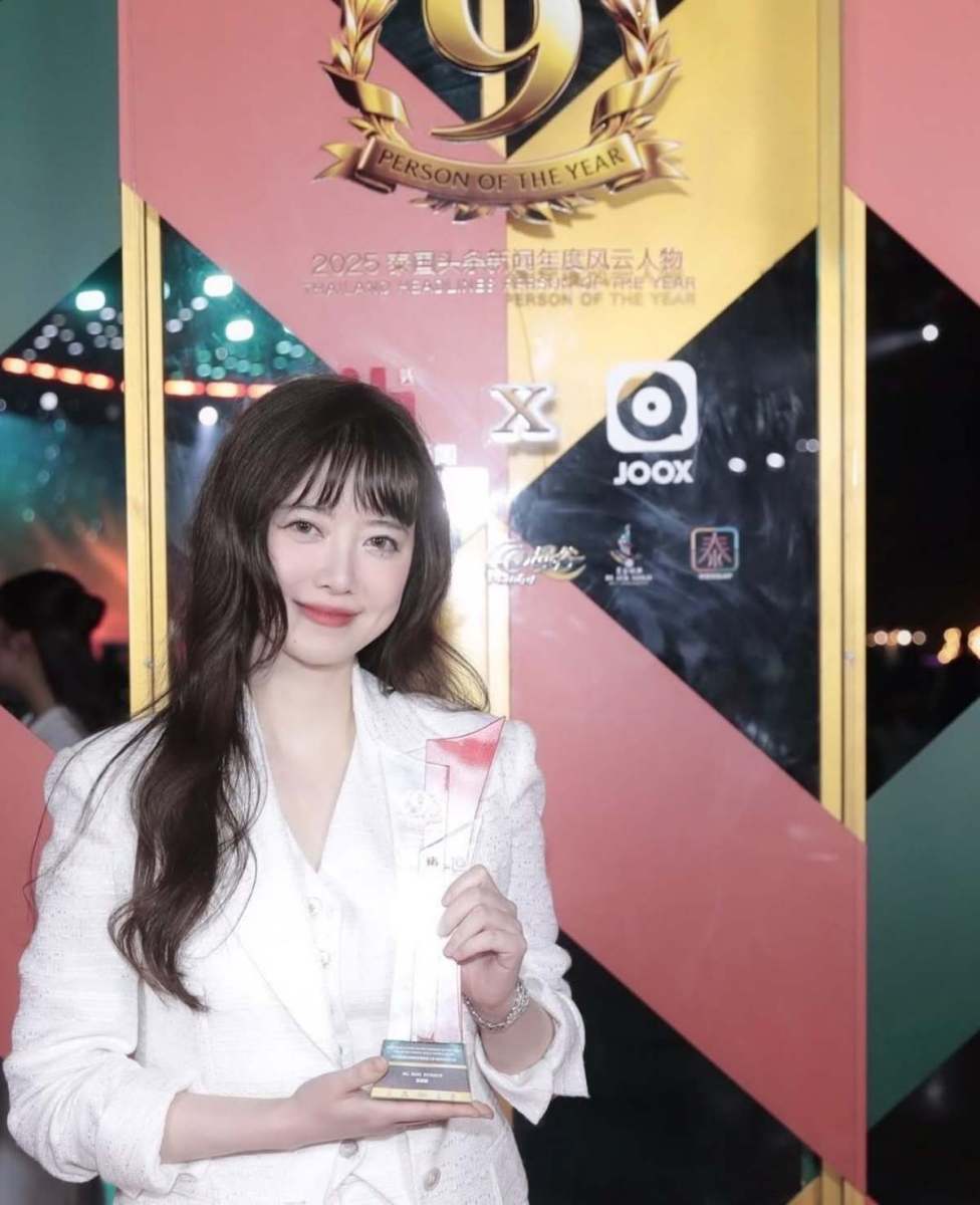 結婚「4年」でついに別れ、むしろさらに勢いに乗っている女優のファッション