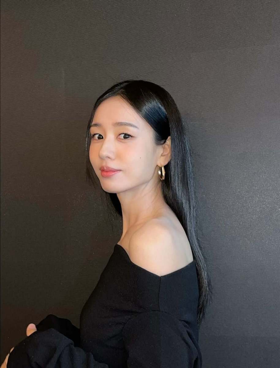 「もともとこんなに清楚だったの？」…最近美貌の伝説を打ち立てている女優のヘアスタイル