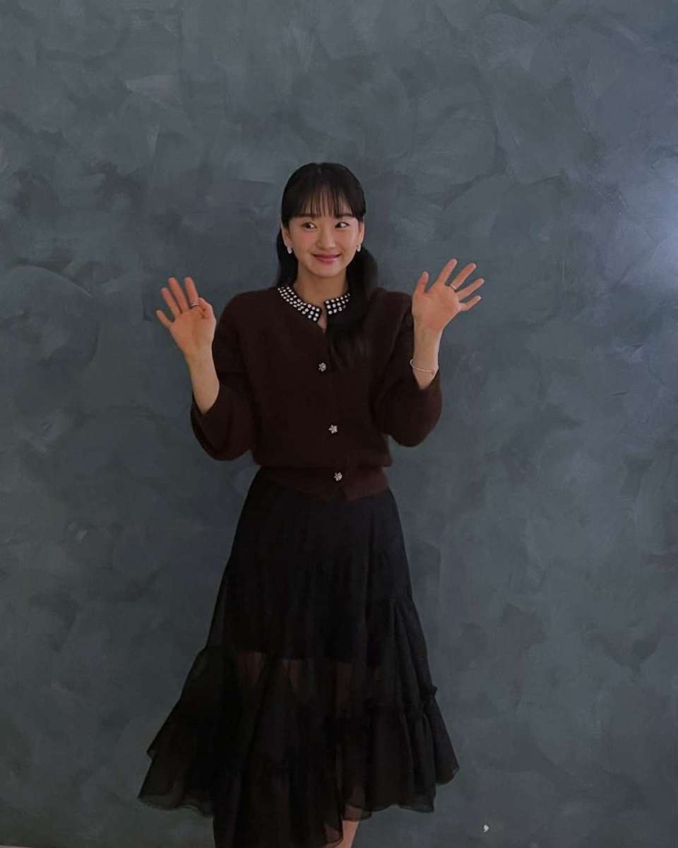 「こんなに可愛いのに」…女優をしながらアルバイトしていたのに誰も気づかなかったという女優のヘアスタイル