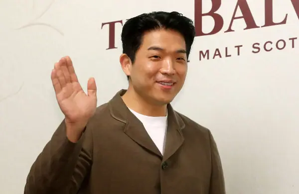 安成宰中国共産党」という荒唐無稽な噂に…『黒白料理人』側が法的対応を予告