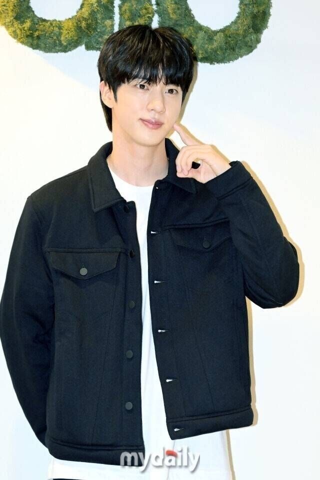 BTSジン→ハートトゥハート、授賞式欠席の中人気賞受賞