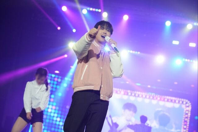 イ・チャンウォン、チャンスと共に過ごした195分…仁川コンサート成功裏に終了
