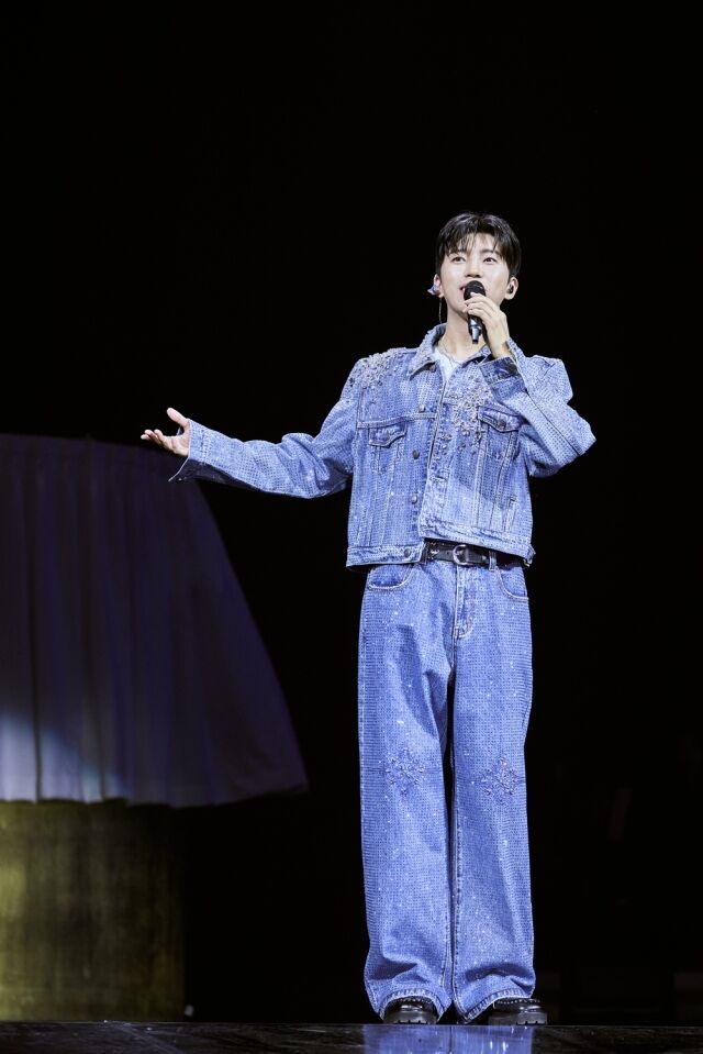 イム・ヨンウン「ファンの『英雄時代』＝私の人生の羅針盤であり答え」