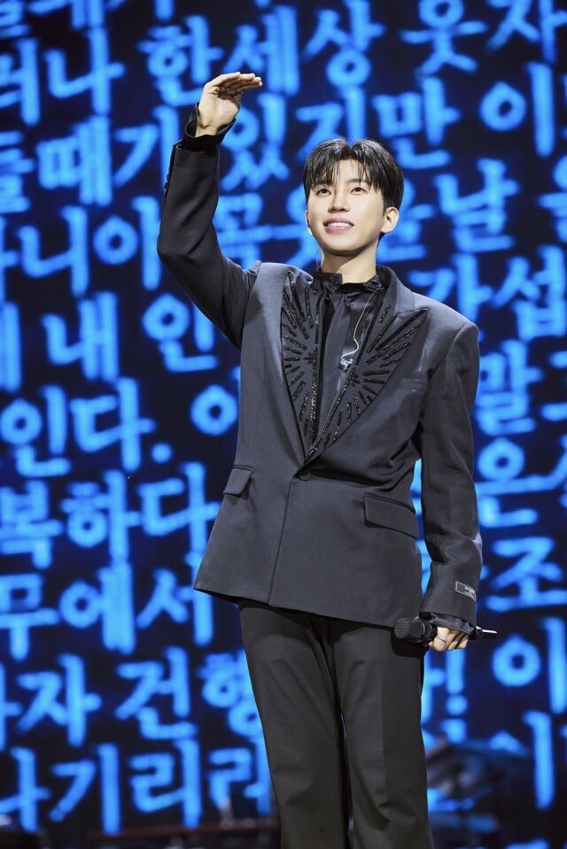 イム・ヨンウン「ファンの『英雄時代』＝私の人生の羅針盤であり答え」