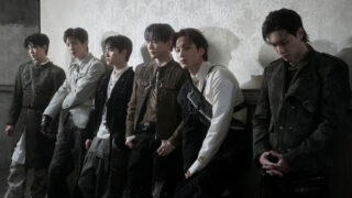 EXO、本日『REVERXE』発売